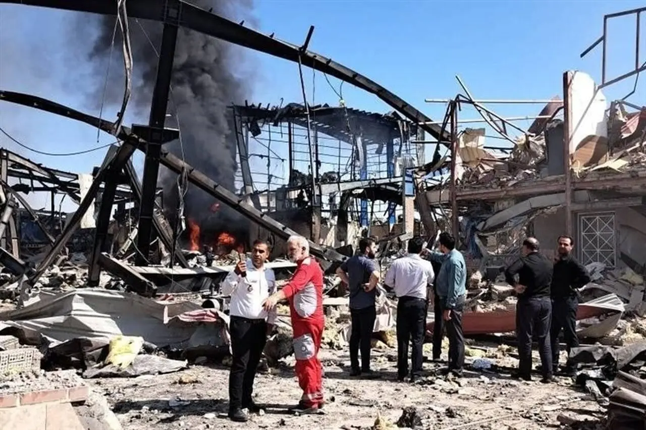 حادثه تلخ حریق در شمس آباد تهران؛ 18 مصدوم و تخریب پایگاه اورژانس