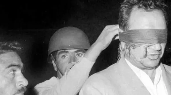 اعدام طیب و 4 نوچه شرورش + عکس