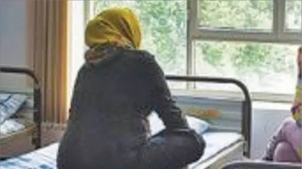 دختر مشهدی: پدرم در وضعیت بدی مچم را گرفت و آن پسر توانست فرار کند !