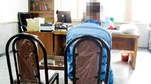 پسر 14 ساله کوچکترین قاتل در بندرانزلی / دوست صمیمی اش را چاقو چاقو کرد