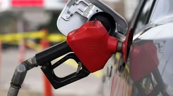 تاثیر افزایش قیمت بنزین بر درآمد خانوارها