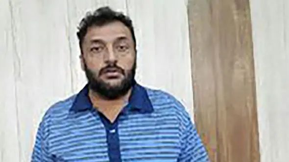 این مرد را می شناسید؟ / او باعث بدنامی پلیس تهران شده بود + عکس چهره باز