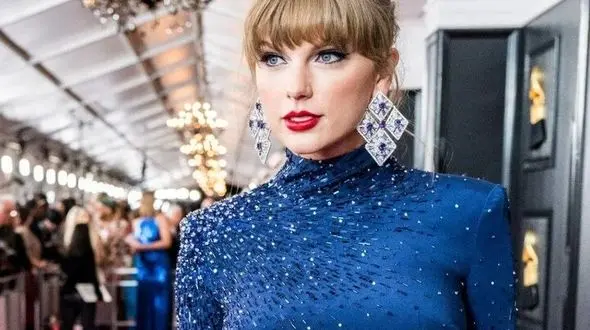 واکنش جالب تیلور سوئیفت به آلبومی که سلنا گومز برای نامزدش ساخت