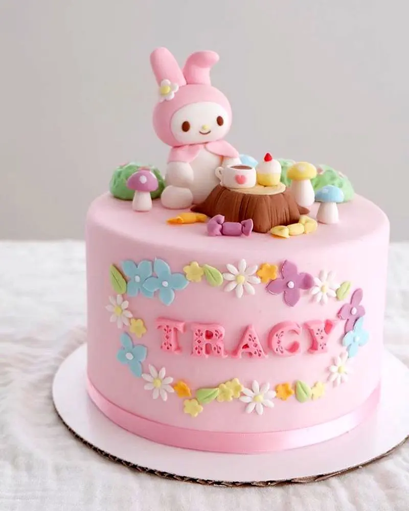 کیک تولد کرومی ساده