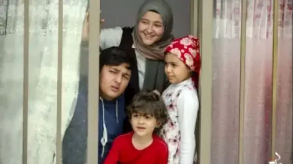 تغییر چهره زمین تا آسمون پارسا مشتاق کوچکترین بازیگر سریال دودکش / با قدی بلند و استایل مردانه !!