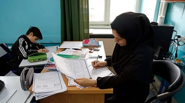 واکسیناسیون معلمان و دانش آموزان از مرداد ماه