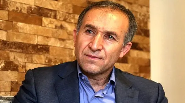 سازمان های برنامه و بودجه،محیط زیست و بانک مرکزی باید از دولت جدا شوند / تا این جدایی شکل نگیرد معضلات کشور حل نمی شود