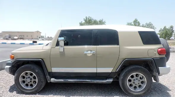 کشف خودرو 20 میلیاردی قاچاق در بندر لنگه 