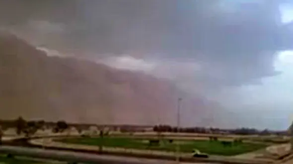 طوفان شن وحشتناک در الجوف عربستان + فیلم 