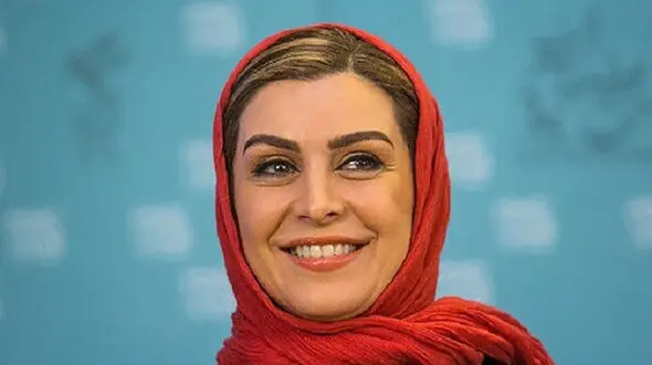 پرواز پسر مرحوم ماه چهره خلیلی در مراسم یادبود مادرش + فیلم