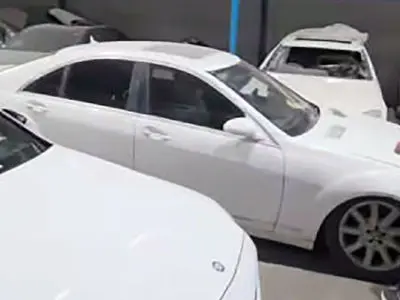 بنز 240 میلیونی دبی در آستانه‌ اوراق شدن؛ سرنوشت باورنکردنی یک لوکس افسانه‌ای! / فیلم