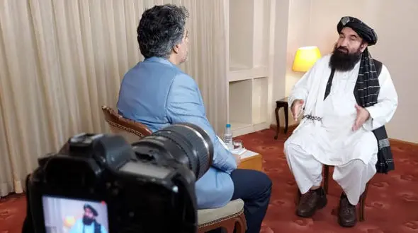 وعده آب هیرمند طالبان به ایران! /  کسی را به چهارمیخ نکشیده ام!