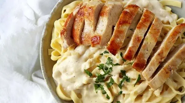 پاستا و جوجه چینی/ طعم ساده ولی متفاوت در هر لقمه