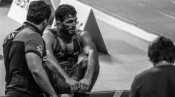 درستکار: رقابت یزدانی و تیلور را اینقدر بزرگ نکنید! / نه ما و نه حسن ناامید نیستیم + فیلم