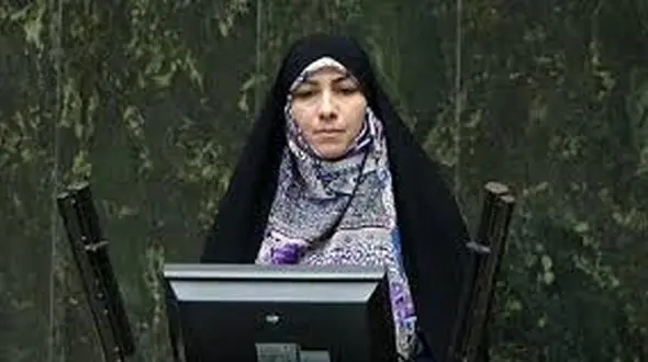 توئیت ناهید تاج الدین نماینده مجلس: نیمی از سکوهای استادیوم آزادی باید به بانون اختصاص یابد 
 + عکس 