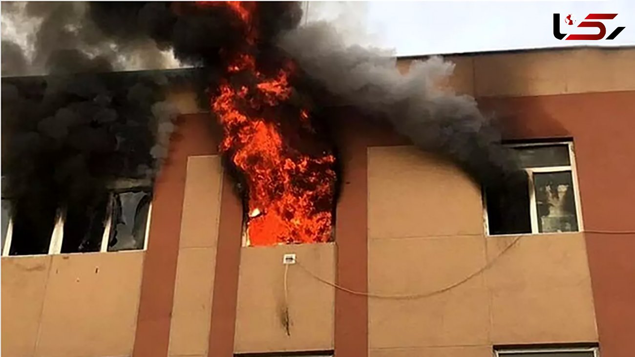 آتش سوزی هولناک در آپارتمان ۴ طبقه در شیراز