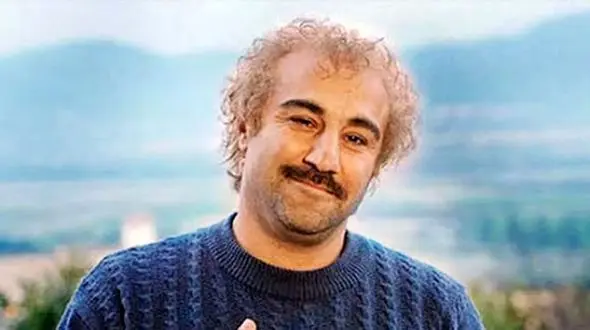 فیلم سکانس پایتخت/ محسن تنابنده تو کلکل با خواهرش جوری نقش برادر ایرانی بازی میکنه میپوکن!