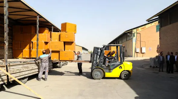 ۶۰۰ دستگاه میکروسکوپ تخصصی با پیگیری دادستانی تهران ترخیص و در اختیار وزارت بهداشت قرار گرفت + فیلم