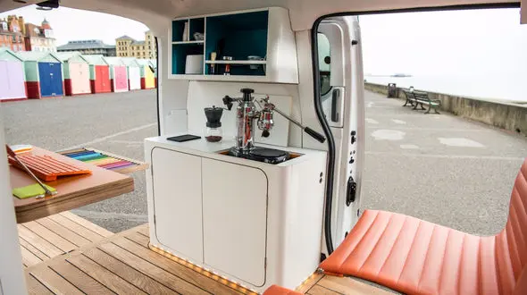 اولین دفتر کار سیار تمام برقی در جهان +فیلم