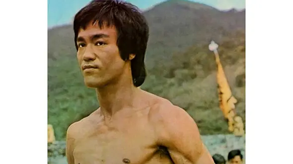 یک ایرانی پا جای پای «بروسلی» گذاشت + فیلم