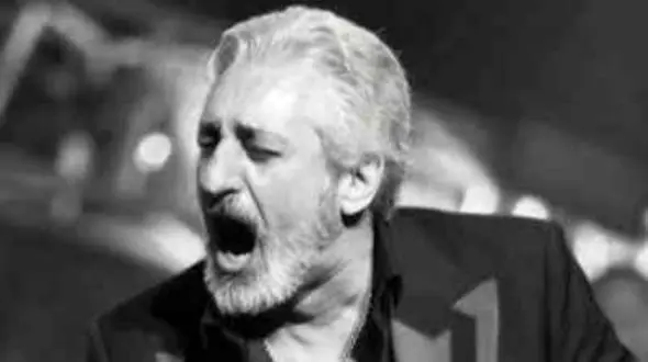 دانلود آهنگ عاشقانه ابی ! /  نفس نفس میمیرم بیا نذار غریبه شه  !