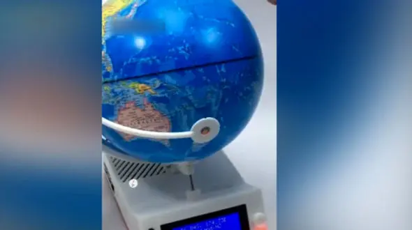 عجیب ترین رادیو ساخته شد + فیلم