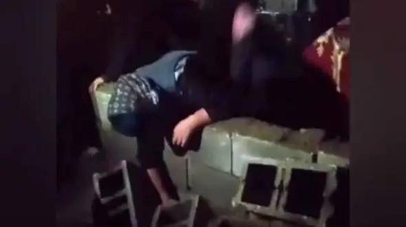 جنجال تخریب آلونک یک خانواده محروم / شهرداری تبریز سکوت کرده است + فیلم