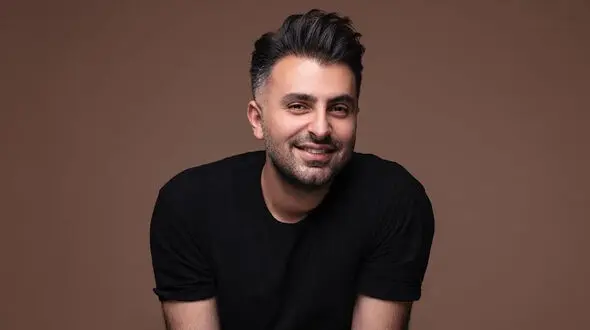 منتشر شد / نماهنگ " سخت گیر " با صدای علیرضا طلیسچی و بازی جواد عزتی + فیلم 