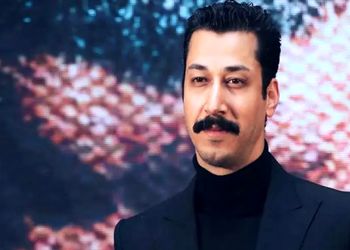 تغییر چهره عجیب بهرام افشاری در «مرد عینکی»