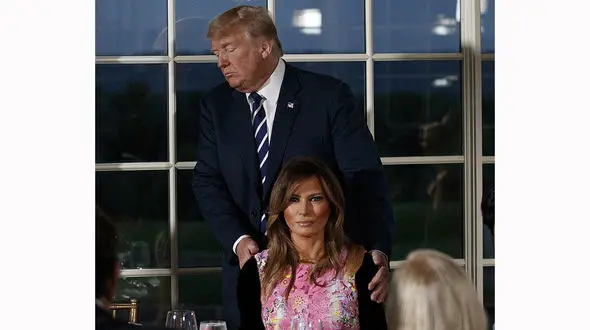 جولان خاله‌زنکی زن و دختر ترامپ در یک مراسم مهم+عکس