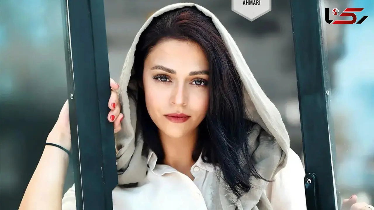 نگاهی به دکوراسیون گرم و صمیمی منزل سوگل خلیق؛ از پنکه قدیمی تا کتاب های ارزشمند