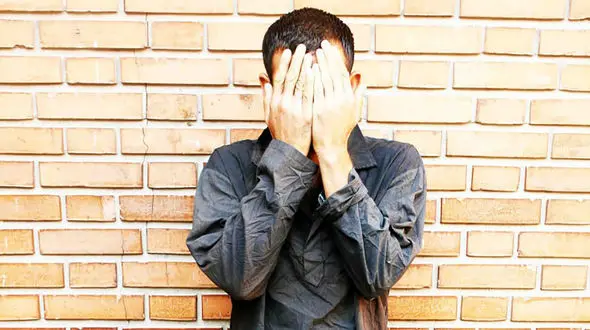 گفتگو با پسر جوانی که دوستش را در خیابان کشت / یک لحظه کنترلم را از دست دادم