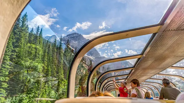 هیجان‌ انگیزترین قطارهایی که در سال 2026 وارد ریل می‌ شوند / عکس