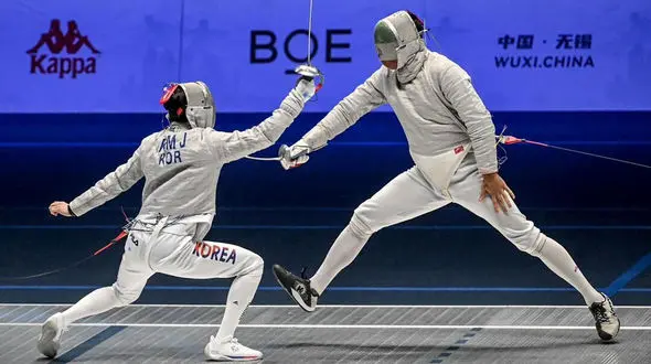 مصاحبه قابل تامل سرمربی تیم ملی شمشیربازی/ رقبایمان بفهمند با چه امکاناتی به ایران می‌بازند، سر خودشان بلا می‌آورند! + فیلم