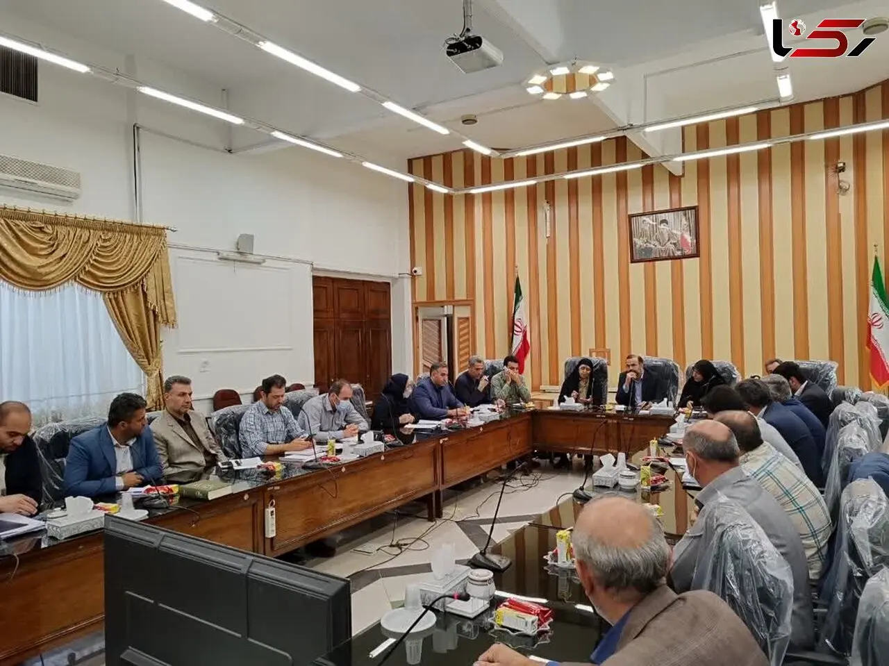 بی عدالتی و تبعیض مردم را آزار می دهد / قادر به برخورد نیستید، صندلی مدیریت را ترک کنید