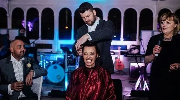 این عروس حانم کچل را همه دوست دارند!