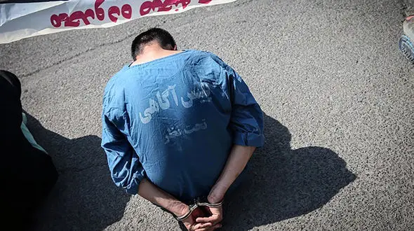 مرگ مادر در آتش افروزی پسر 17 ساله شهرکردی / او همه اعضای خانواده را به آتش کشید