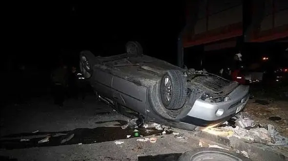 فجیع ترین مرگ / له شدن زیر سنگ 50 تنی یک جوینده گنج در رشت + عکس