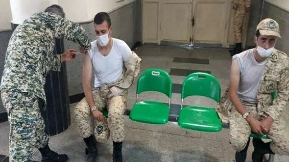کلیه مشمولانی که از یکم دی ماه ۱۴۰۰ به بعد به خدمت مقدس سربازی اعزام می‌شوند، باید واکسینه شوند