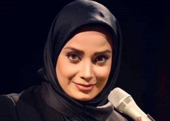 رونمایی صبا راد از خواهر کوچکش در کافی شاپی به صرف قهوه  / خانم مجری اصلا شبیه خواهرش نیست!