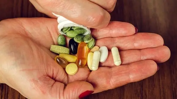 بیماری ها و داروهایی که یبوست را تشدید می کنند