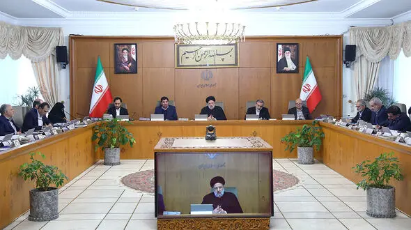 فروش خودرو باید کاملا تابع دستورالعمل دولت باشد