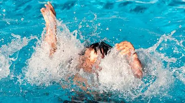 مرگ تلخ پدر لنجانی پس از  نجات فرزندش 