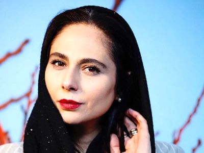 فیلم پخش شده از خیانت رعنا آزادی ور !