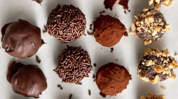 ترافل شکلات تلخ/شکلات های کوچک توپی