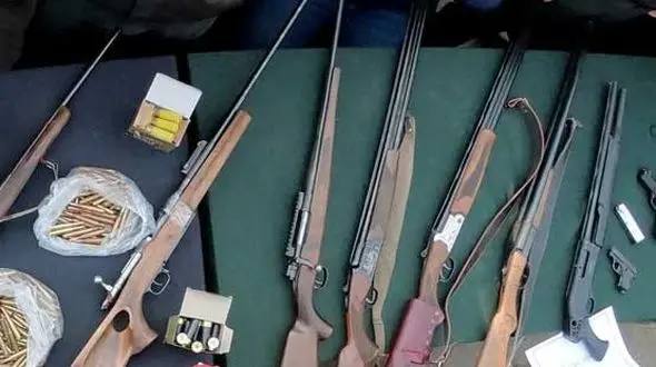 انهدام باند تهیه اسلحه شکاری دست ساز در تهران +عکس