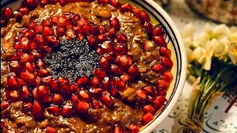 نکات و فوت‌وفن‌ های طرز تهیه آش انار تهرانی