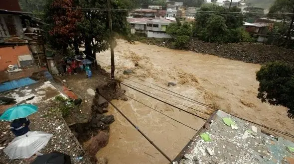 طوفان نِیت وارد آمریکا شد + عکس 