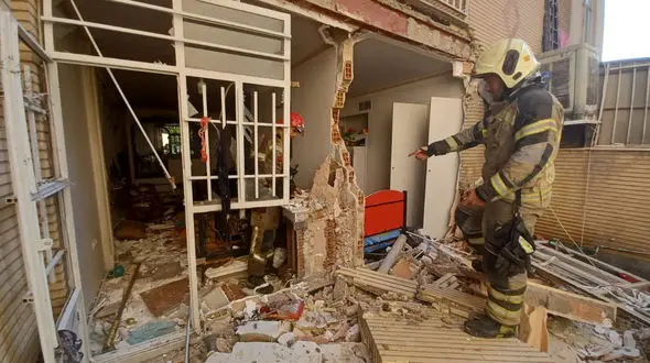 علت صدای مهیب انفجار در خیابان 196 تهرانپارس چه بود؟  + فیلم و عکس های وحشتناک