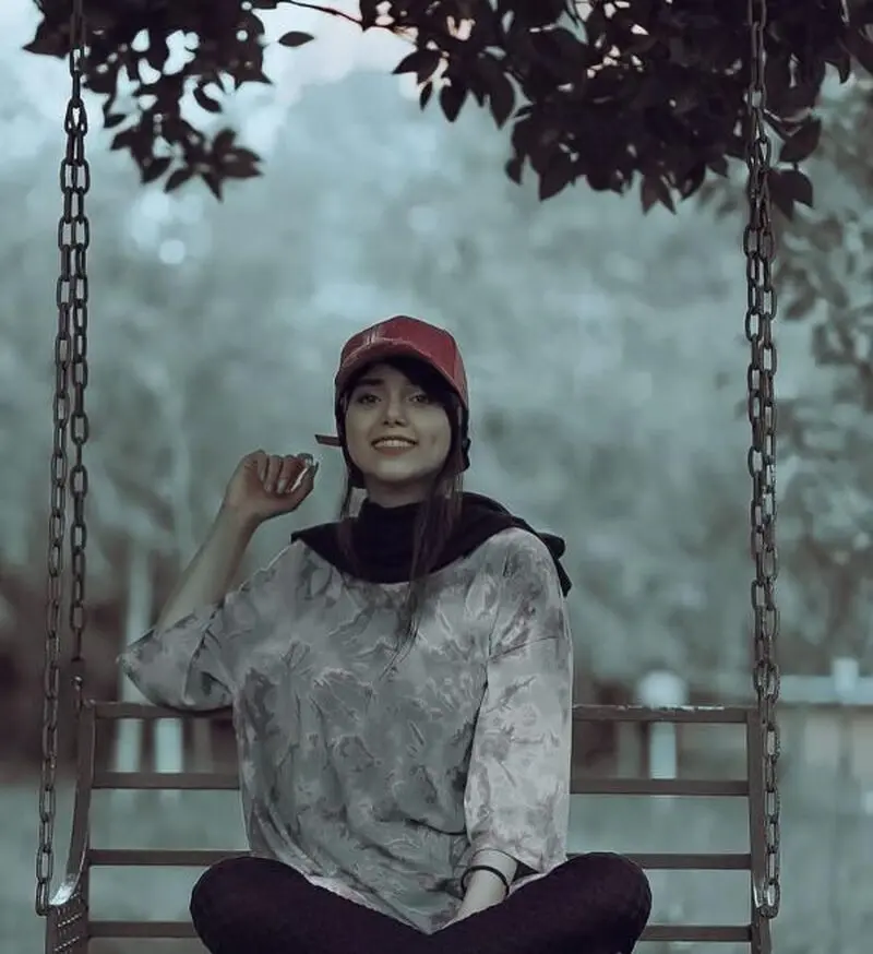 سارا مقربی